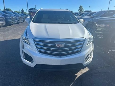 Used 2019 Cadillac XT5 FWD image 6
