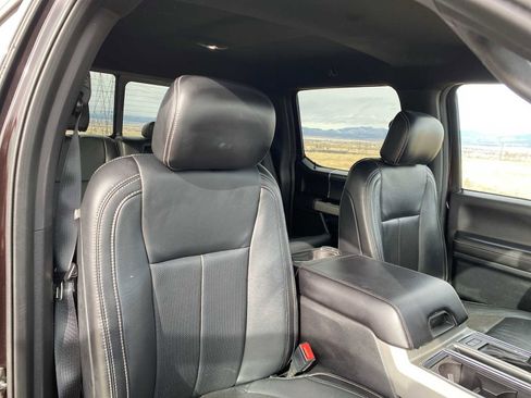 Used 2019 Ford F150 Lariat w/ Equipment Group 502A Luxury image 17
