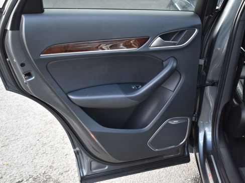 Used 2017 Audi Q3 2.0T Prestige w/ Prestige Package image 26