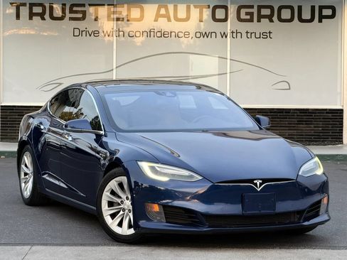 Used 2016 Tesla Model S 75D AWD/4WD image 2
