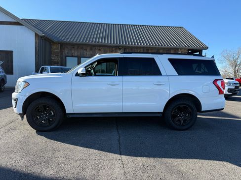 Used 2020 Ford Expedition Max XLT w/ Equipment Group 201A image 2