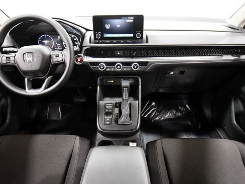 Certified 2025 Honda CR-V LX image 3