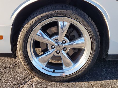 Used 2011 Dodge Challenger R/T image 14