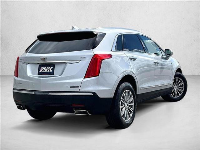 Used 2019 Cadillac XT5 Luxury AWD/4WD image 2