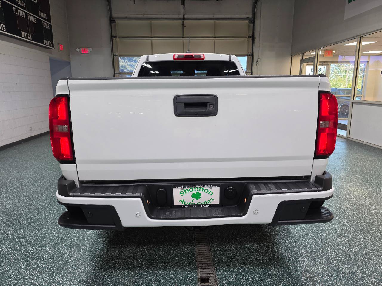 Used 2022 Chevrolet Colorado LT w/ Fleet Safety Package RWD image 8