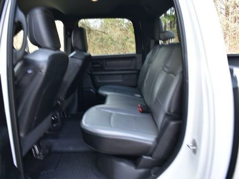 Used 2022 RAM 2500 Tradesman w/ Chrome Appearance Group image 11