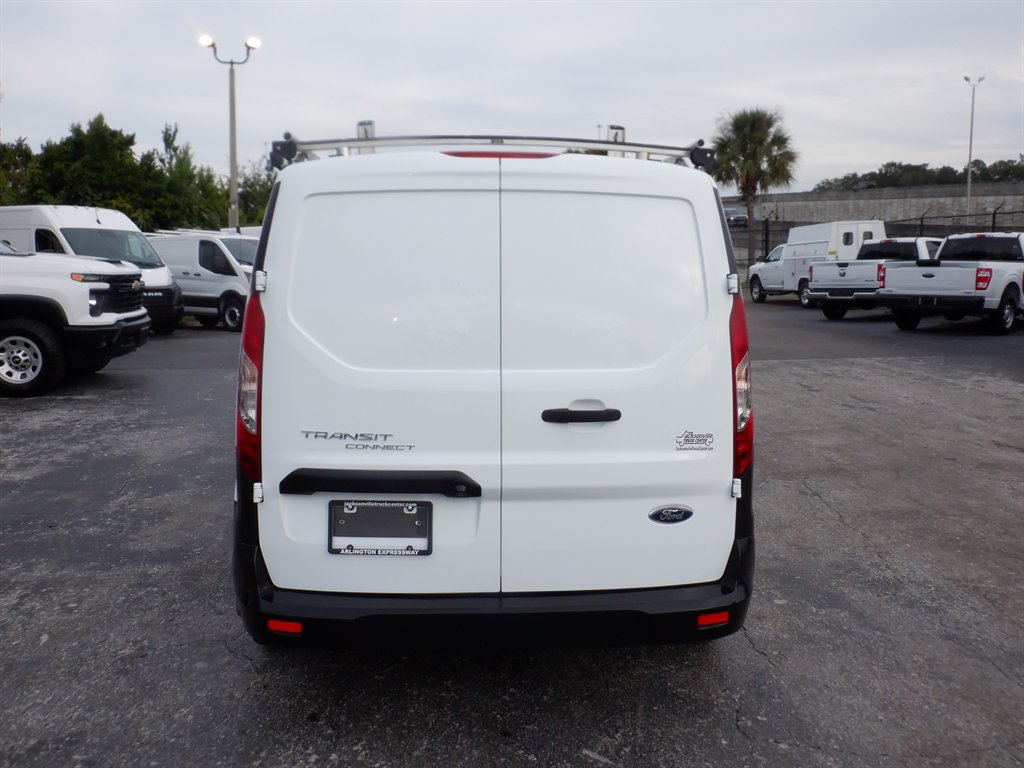 Used 2022 Ford Transit Connect XL FWD image 4