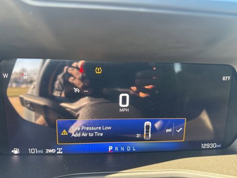 Used 2025 Chevrolet Colorado W/T w/ Advanced Trailering Package image 31