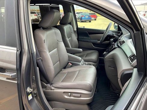 Used 2017 Honda Odyssey EX-L image 7