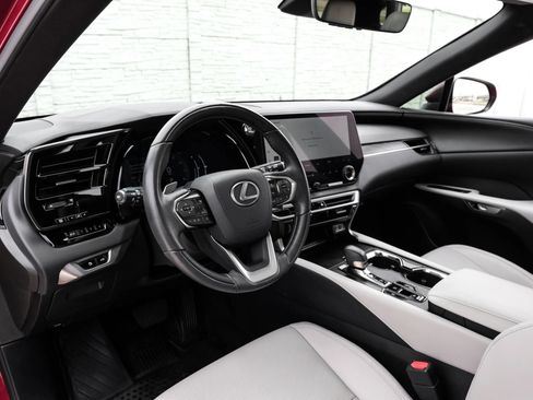 Used 2023 Lexus RX 350 Premium w/ Accessory Package FWD image 3