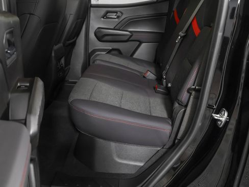 Certified 2025 Chevrolet Colorado Z71 AWD/4WD image 35