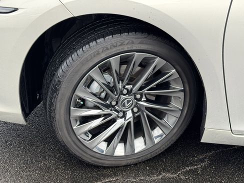 Used 2025 Lexus ES 350 Ultra Luxury image 45