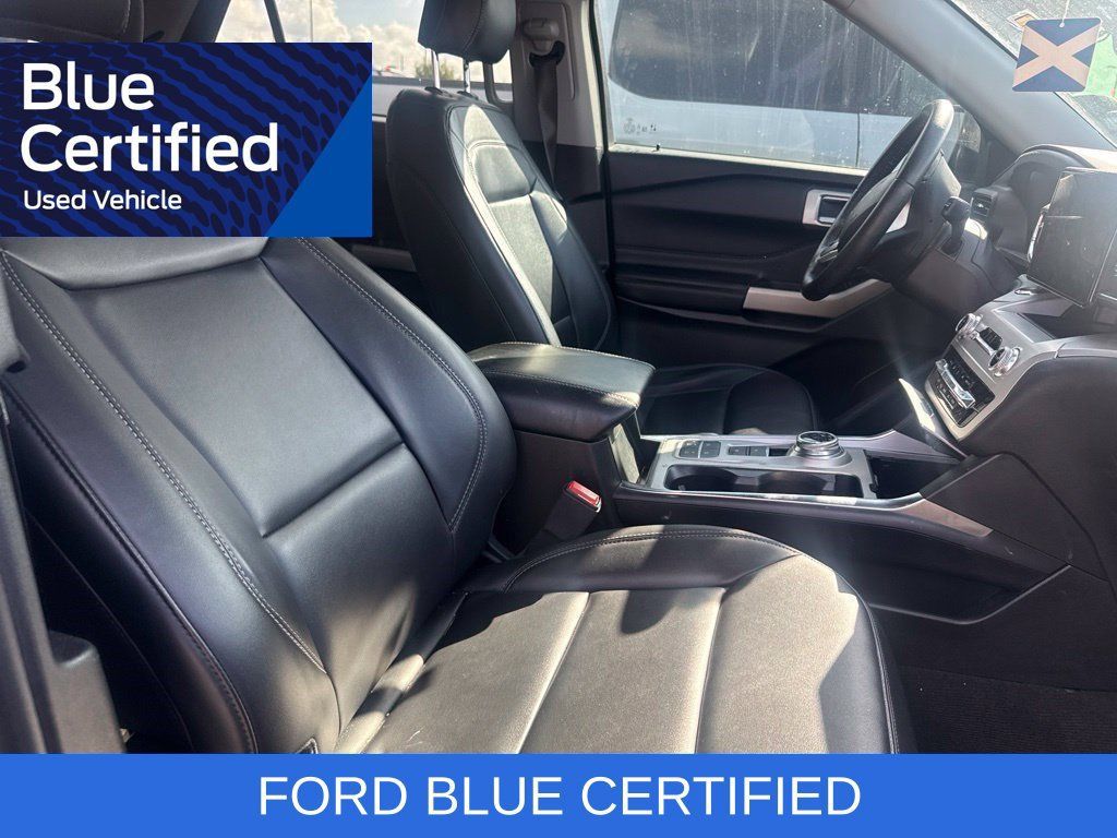 Certified 2023 Ford Explorer XLT w/ Equipment Group 202A RWD image 7