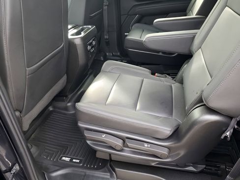 Used 2024 Chevrolet Tahoe Z71 w/ Z71 Off-Road Package image 20