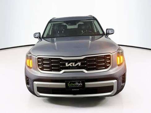 Used 2025 Kia Telluride S FWD image 2