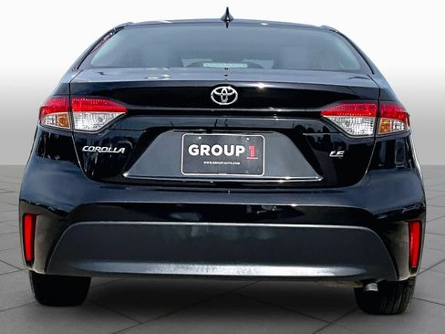 Used 2024 Toyota Corolla LE FWD image 5