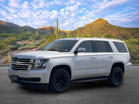 Used 2020 Chevrolet Tahoe LS RWD image 5