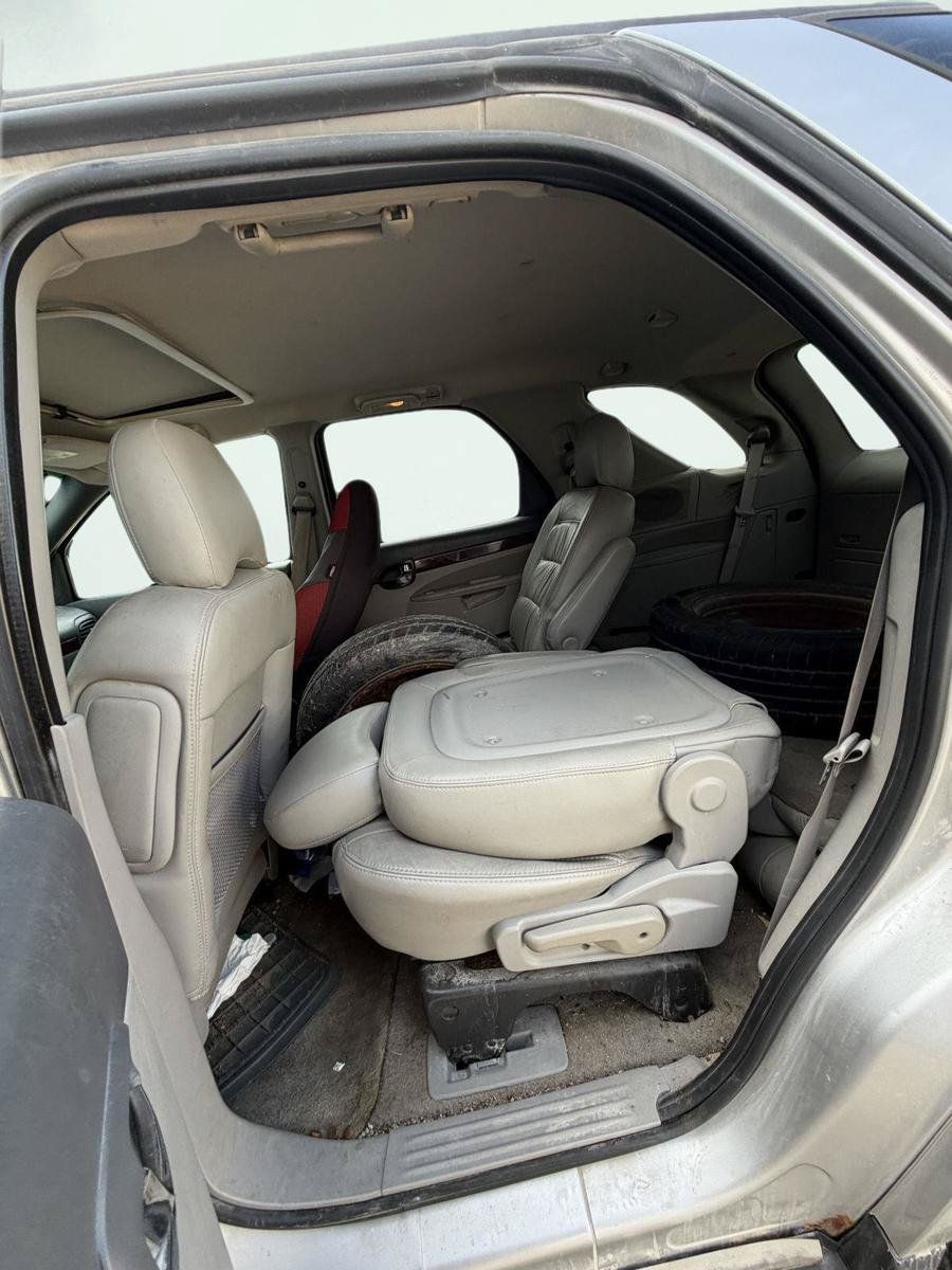Used 2007 Buick Rendezvous CXL w/ CXL Luxury Package FWD image 7
