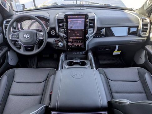 New 2026 RAM 1500 Laramie AWD/4WD image 15