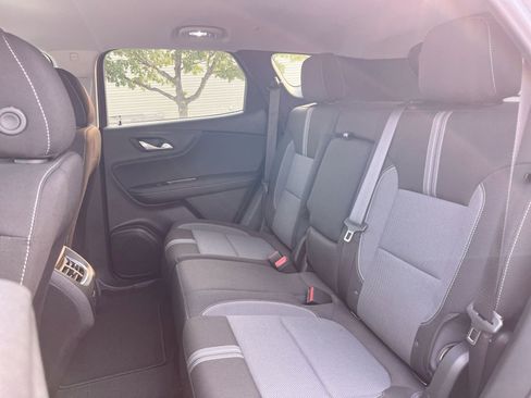 New 2025 Chevrolet Blazer LT w/ Convenience Package image 19
