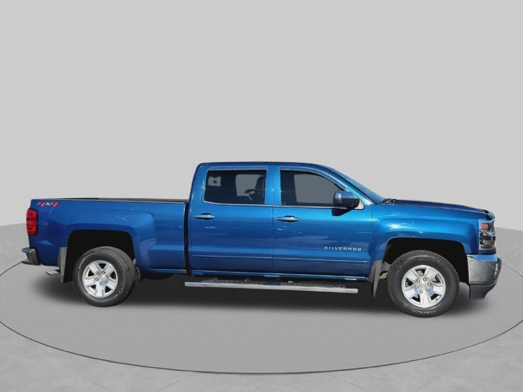 Used 2018 Chevrolet Silverado 1500 LT w/ All Star Edition AWD/4WD image 11