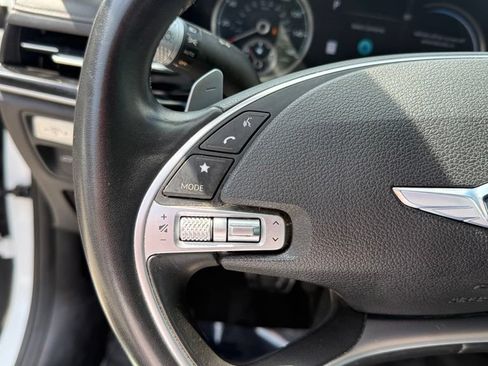 Used 2022 Genesis G80 2.5T RWD image 13