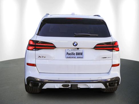 New 2026 BMW X5 sDrive40i w/ M Sport Package image 5