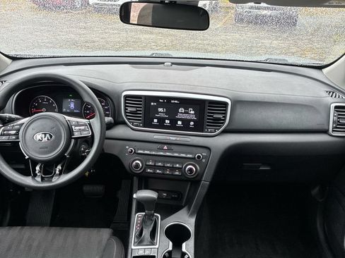 Used 2022 Kia Sportage LX FWD image 16