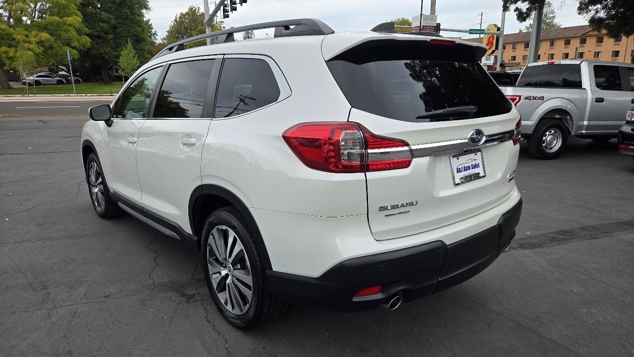 Used 2022 Subaru Ascent Limited AWD/4WD image 11