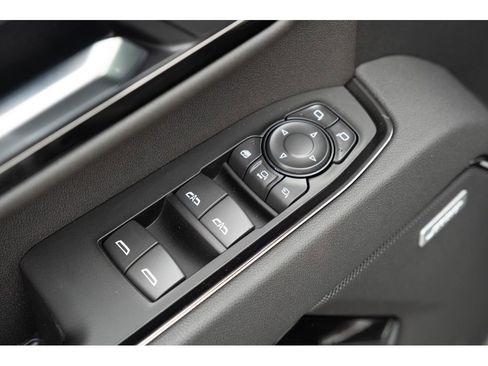 New 2026 GMC Sierra 2500 AT4 w/ AT4 Premium Plus Package AWD/4WD image 14
