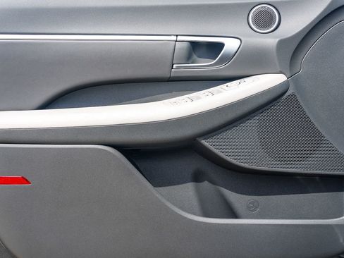 Certified 2025 Hyundai Sonata SEL FWD image 29