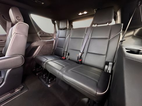 Used 2021 Cadillac Escalade Sport w/ Driver Assist Tech Package AWD/4WD image 23
