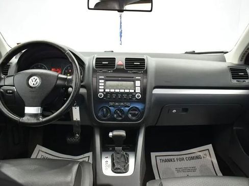 Used 2008 Volkswagen Jetta SE FWD image 18