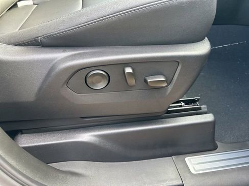 New 2026 GMC Sierra 1500 SLT w/ SLT Premium Plus Package image 32