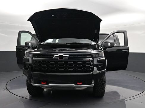 Used 2026 Chevrolet Silverado 1500 ZR2 AWD/4WD image 34