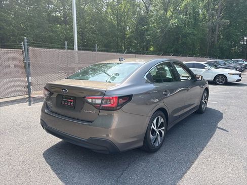 Used 2022 Subaru Legacy Premium AWD/4WD image 3