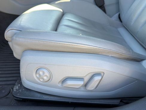 Used 2021 Audi A4 2.0T Premium w/ Convenience Package image 15