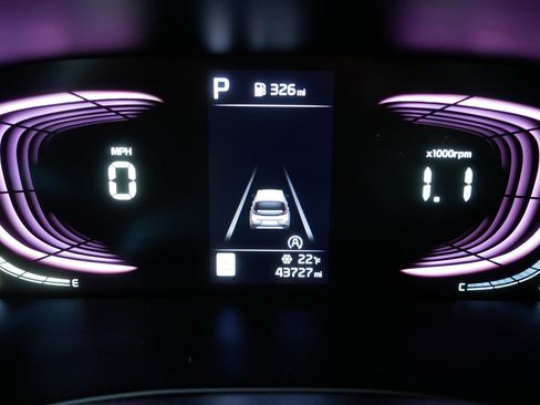 Certified 2024 Kia Soul LX w/ Option Group 015 image 21