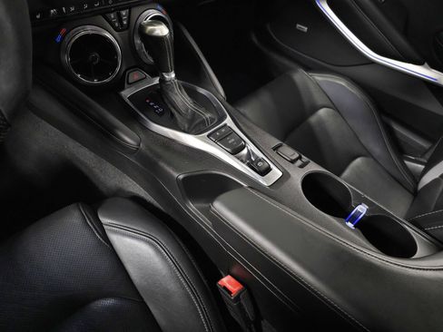 Used 2017 Chevrolet Camaro SS image 34
