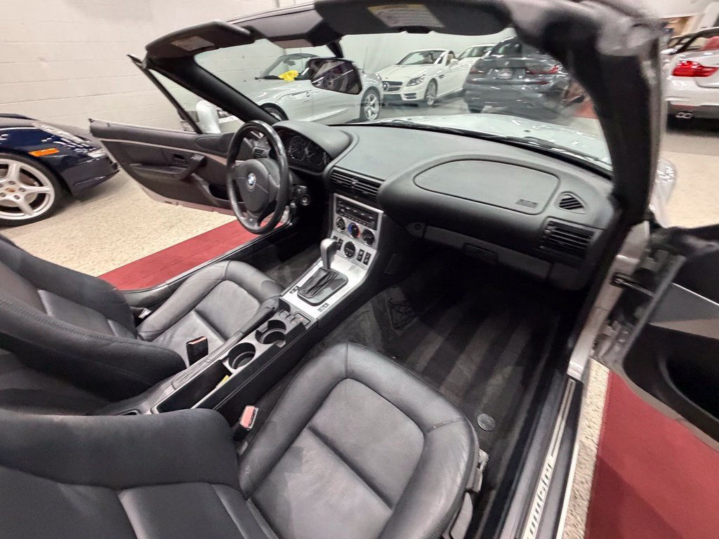 Used 2001 BMW Z3 2.5i RWD image 22