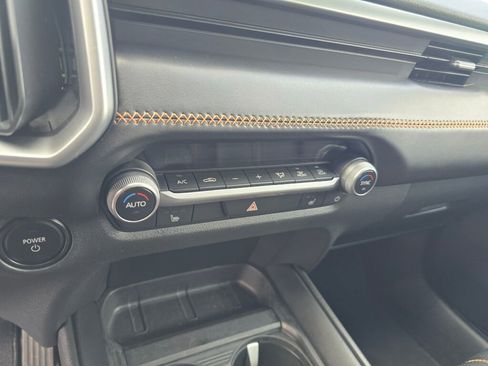 Used 2025 MAZDA CX-50 AWD 2.5 Hybrid w/ Premium Pkg image 26