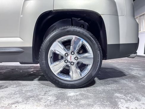 Used 2015 GMC Terrain SLT w/ Chrome Edition image 11