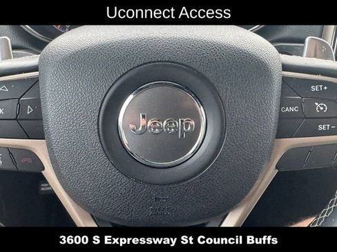 Used 2016 Jeep Grand Cherokee Limited AWD/4WD image 10