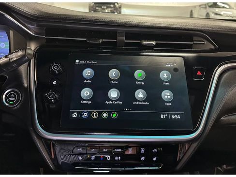 Used 2023 Chevrolet Bolt LT w/ Infotainment Package FWD image 29