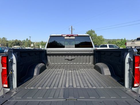 New 2026 Chevrolet Silverado 2500 LT w/ Trail Boss Package AWD/4WD image 7