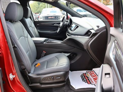 Certified 2024 Buick Enclave Premium image 40