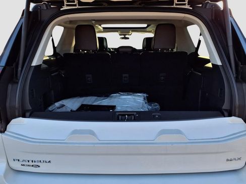 New 2026 Ford Expedition Max Platinum w/ Platinum Ultimate Package AWD/4WD image 42