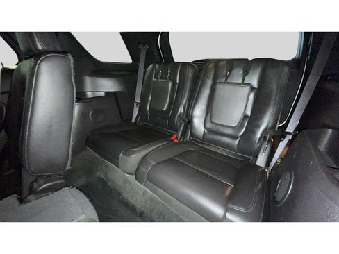 Used 2015 Ford Explorer XLT w/ Equipment Group 202B AWD/4WD image 16