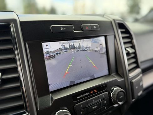 Used 2019 Ford F150 XLT w/ Equipment Group 302A Luxury image 26