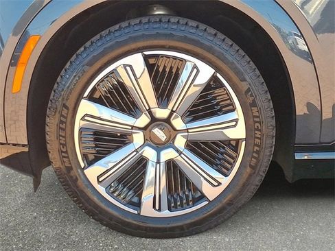 New 2025 Cadillac Escalade IQ Luxury 1 image 8